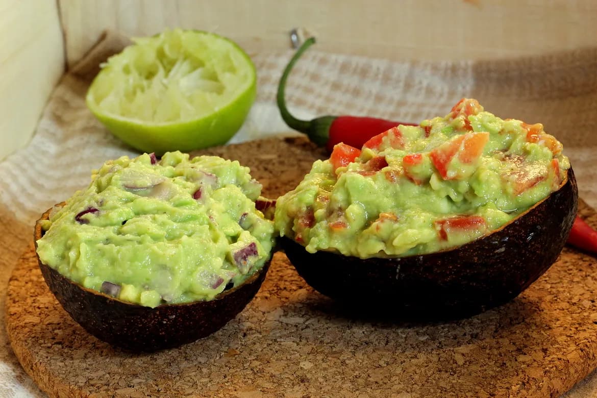 Jak zrobić guacamole z pomidorem, które zachwyci Twoich gości