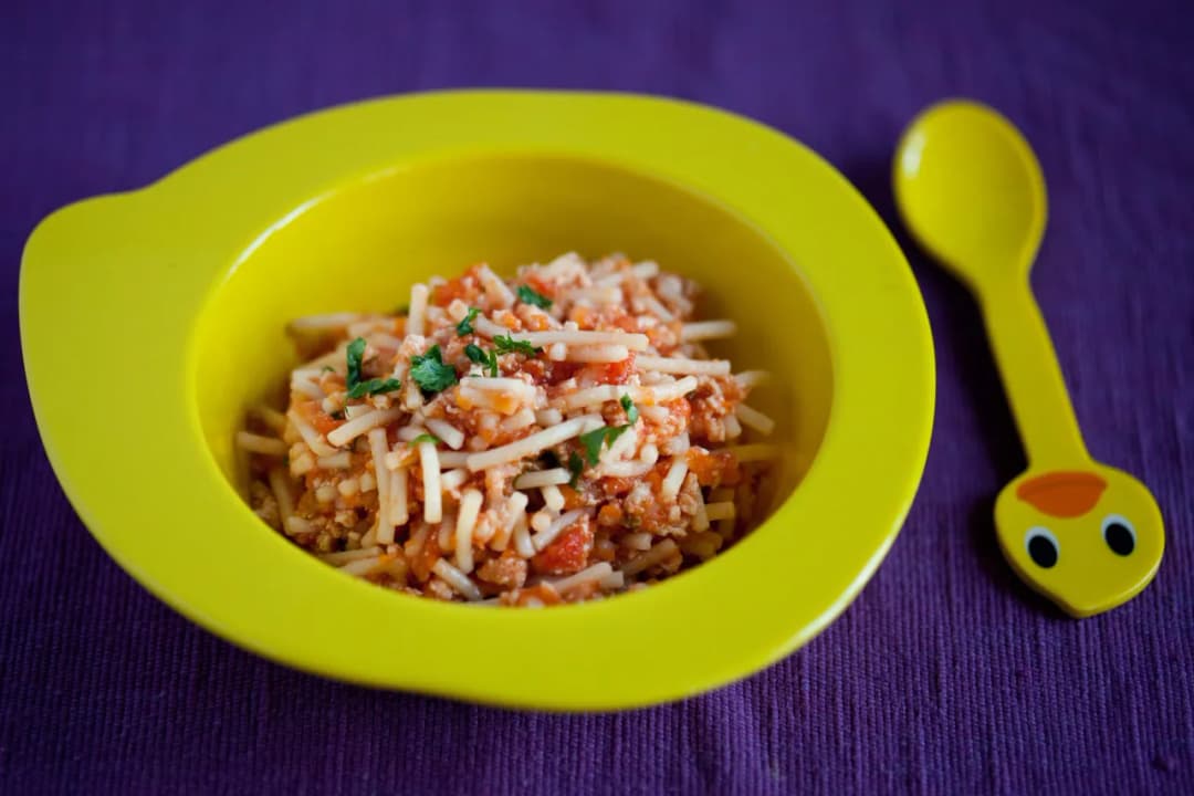 Spaghetti dla rocznego dziecka – bezpieczny przepis bez alergenów i porady żywieniowe