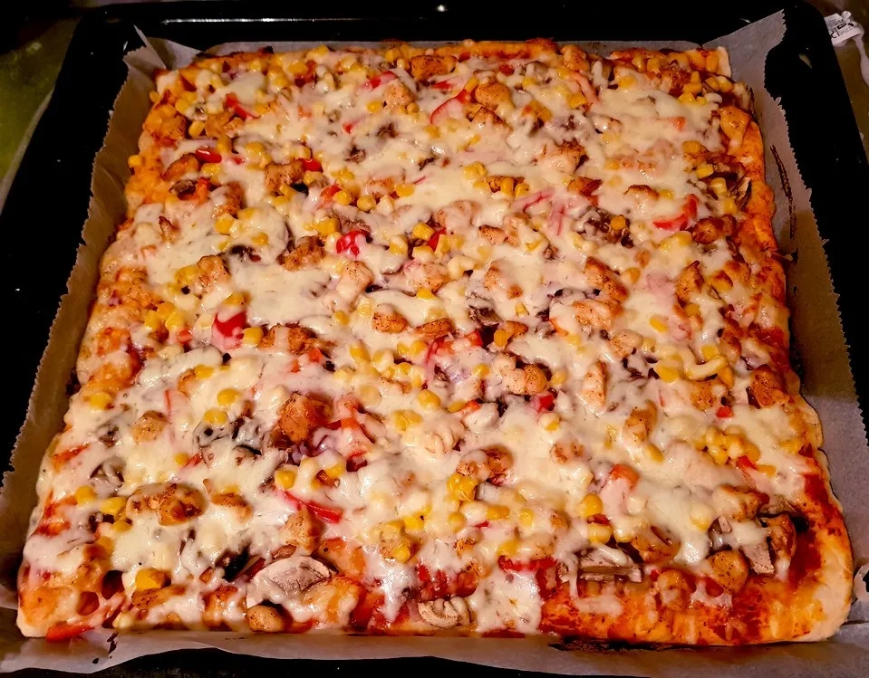 Jak zrobić idealne ciasto do pizzy – prosty przepis i sprawdzone wskazówki